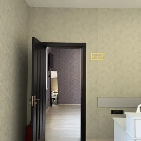 In Səbail rayonu 187.0 m² commercial is for sale - Image 9