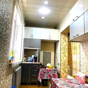 In Baku 80.0 m² apartment is for sale - Image 2