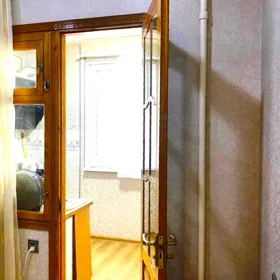 In Baku 80.0 m² apartment is for sale - Image 8