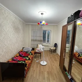 In Baku 65.0 m² apartment is for sale - Image 2