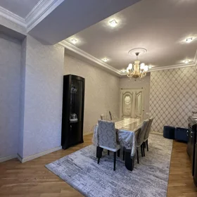 In Baku 100.0 m² apartment is for sale - Image 3
