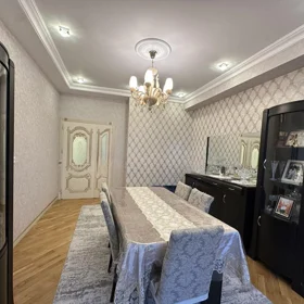 In Baku 100.0 m² apartment is for sale - Image 4