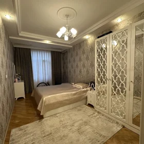 In Baku 100.0 m² apartment is for sale - Image 5