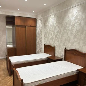 In Baku 100.0 m² apartment is for rent - Image 6