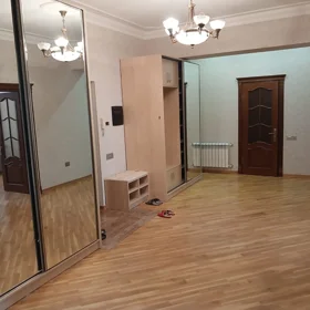 In Baku 120.0 m² apartment is for rent - Image 10
