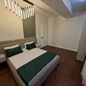 In Baku 102.0 m² apartment is for sale - Image 2