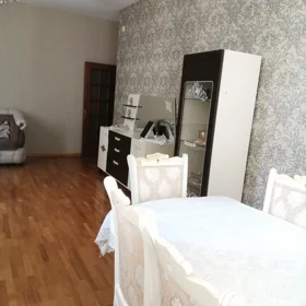 In Baku 125.0 m² apartment is for rent - Image 4