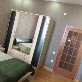 In Baku 125.0 m² apartment is for rent - Image 9