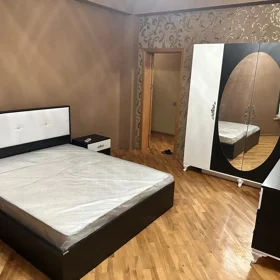 In Baku 140.0 m² apartment is for rent - Image 4
