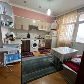 In Baku 60.0 m² apartment is for rent - Image 5