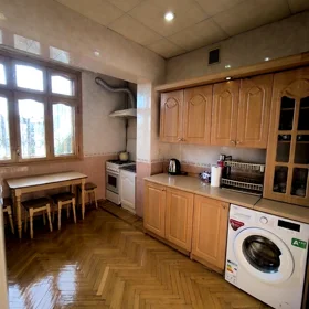 In Baku 88.0 m² apartment is for rent - Image 10