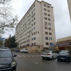 In Baku 70.0 m² apartment is for rent - Image 10