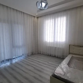 In Baku 120.0 m² apartment is for rent - Image 2