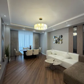 In Baku 113.0 m² apartment is for sale - Image 2