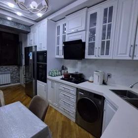 In Khirdalan 85.0 m² apartment is for sale - Image 9