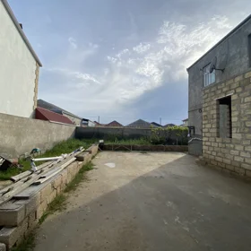 In Suraxanı rayonu 200.0 m² house with 5.0 rooms is for sale - Image 3