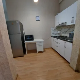 In Baku 95.0 m² apartment is for rent - Image 9
