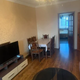 In Baku 90.0 m² apartment is for rent - Image 6