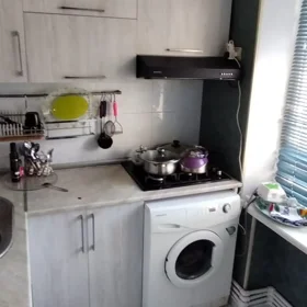 In Baku 90.0 m² apartment is for rent - Image 9
