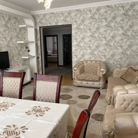 In Baku 140.0 m² apartment is for sale - Image 7