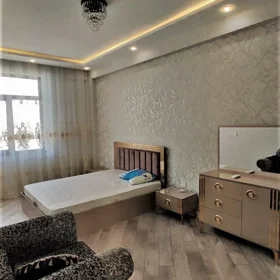 In Baku 90.0 m² apartment is for rent - Image 2