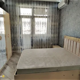 In Baku 90.0 m² apartment is for rent - Image 8