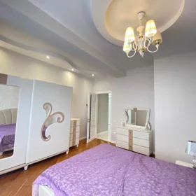 In Baku 111.0 m² apartment is for rent - Image 5