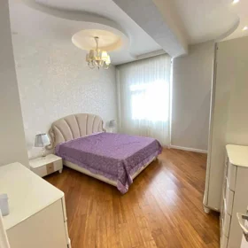In Baku 111.0 m² apartment is for rent - Image 6