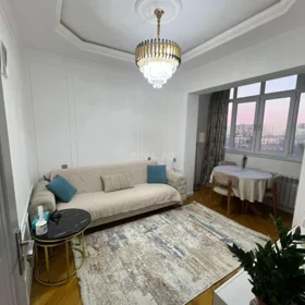 In Baku 75.0 m² apartment is for sale - Image 3