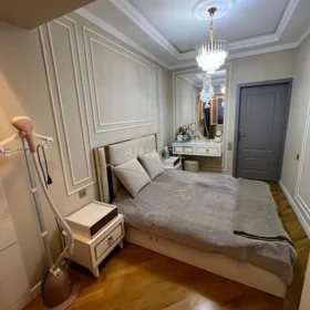 In Baku 75.0 m² apartment is for sale - Image 4