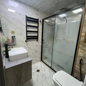 In Baku 75.0 m² apartment is for sale - Image 7