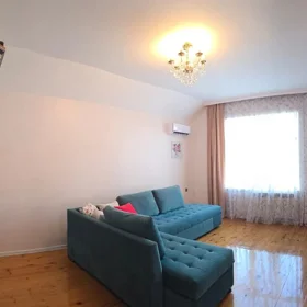In nan 200.0 m² house with 6.0 rooms is for sale - Image 8