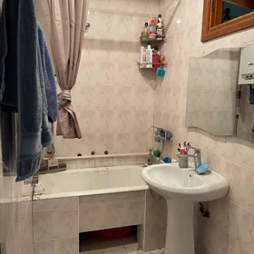 In Baku 75.0 m² apartment is for sale - Image 5