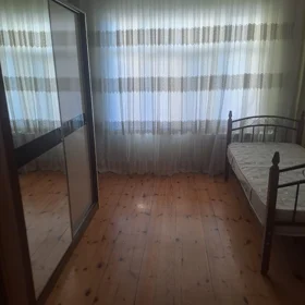 In Baku 70.0 m² apartment is for rent - Image 4