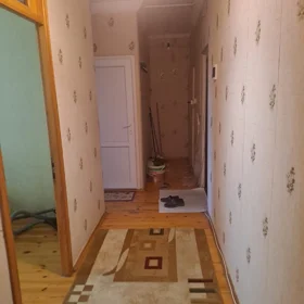 In Baku 70.0 m² apartment is for rent - Image 8
