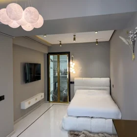 In Baku 140.0 m² apartment is for rent - Image 4
