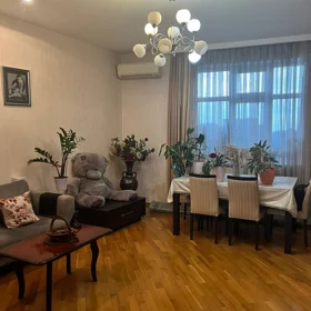 In Baku 95.0 m² apartment is for sale - Image 4