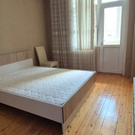 In Khirdalan 65.0 m² apartment is for rent - Image 5