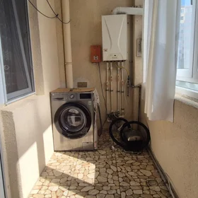 In Khirdalan 65.0 m² apartment is for rent - Image 7