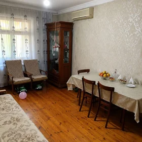 Baku-da 60.0 m2 mənzil kirayə verilir