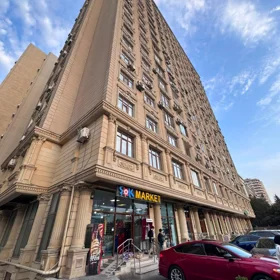 In Baku 75.0 m² apartment is for rent - Image 9