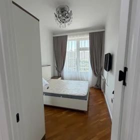 In Baku 60.0 m² apartment is for rent - Image 5