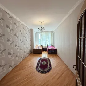 In Baku 165.0 m² apartment is for rent - Image 9