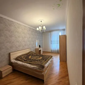 In Baku 165.0 m² apartment is for rent - Image 10