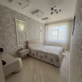 In Baku 90.0 m² apartment is for sale - Image 7