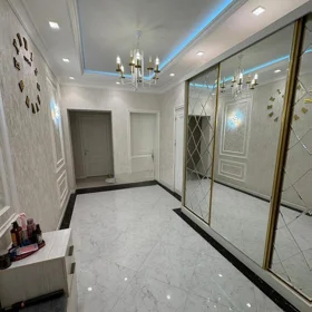 In Baku 90.0 m² apartment is for sale - Image 8