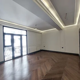 In Səbail rayonu 225.0 m² apartment is for sale - Image 9