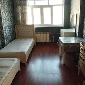 In Baku 100.0 m² apartment is for rent - Image 8