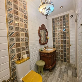 In Baku 145.0 m² apartment is for sale - Image 7