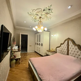In Baku 145.0 m² apartment is for sale - Image 8